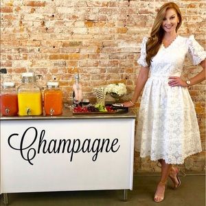 Rachel Parcell White Lace dress